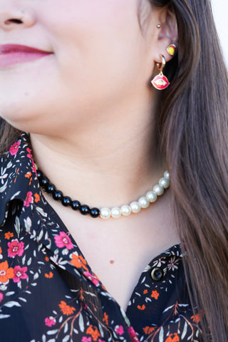 The Tuxedo Twist Necklace
