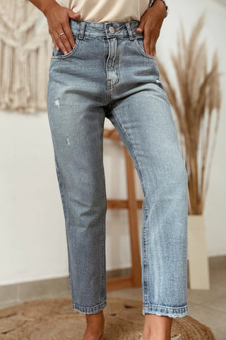 The Seabrook Straight Leg Jeans!